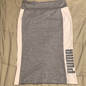 Cute Gray and White PUMA athletic skirt🤍